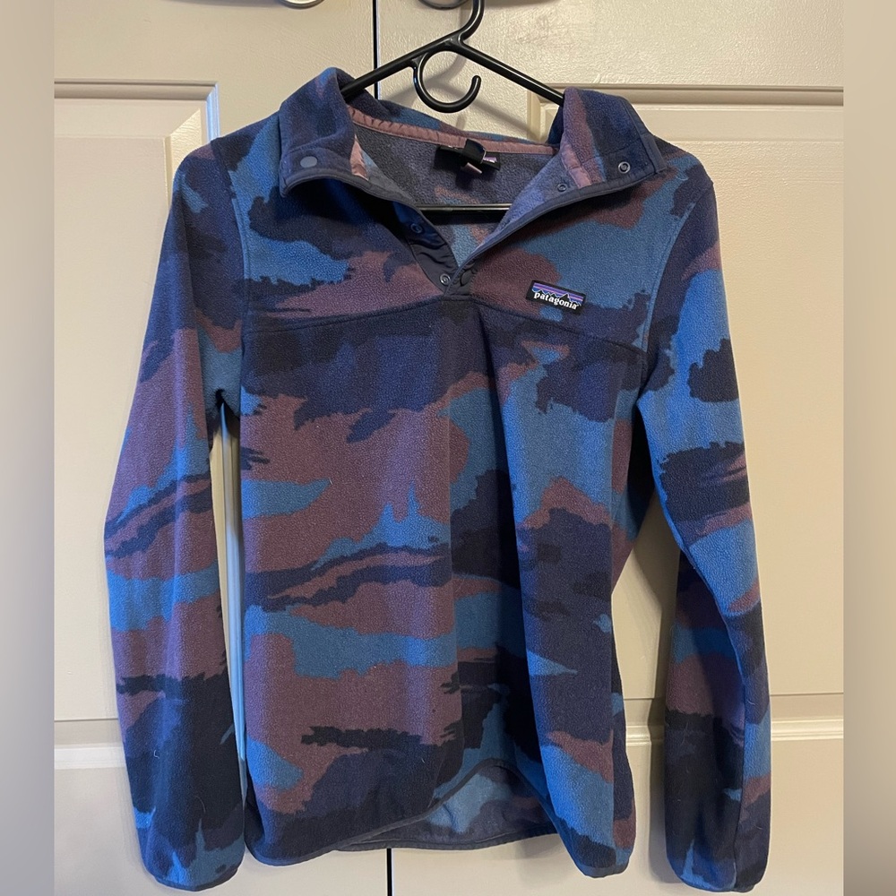 Patagonia Women’s Camouflage Fleece Sweater, Size Small